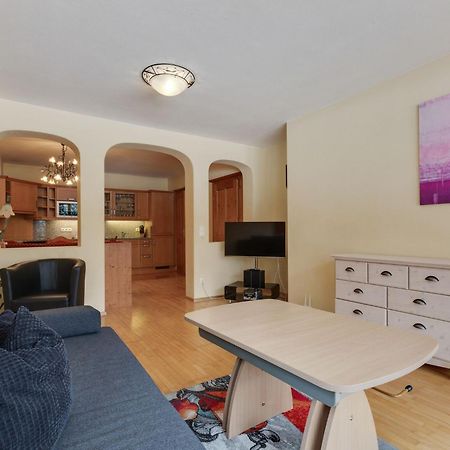 Chalet Apartment In Saalbach Hinterglemm ภายนอก รูปภาพ